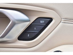 BMW Série 3  330e Luxury - BVA occasion - Photo 21