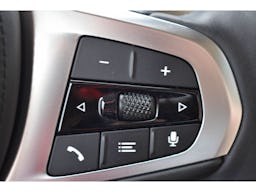 BMW Série 3  330e Luxury - BVA occasion - Photo 25