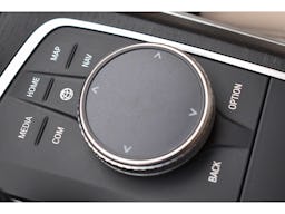 BMW Série 3  330e Luxury - BVA occasion - Photo 34