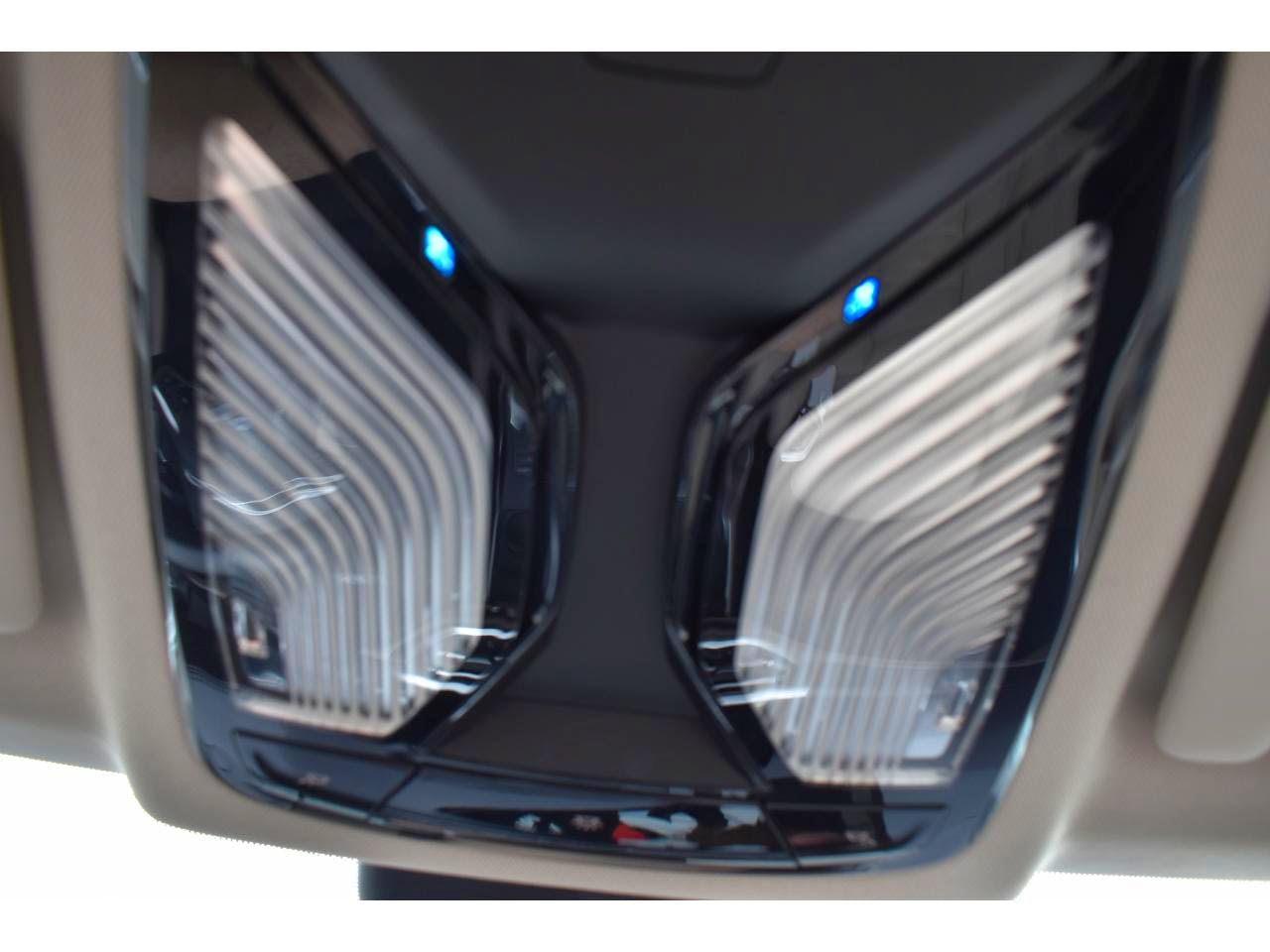 BMW Série 3  330e Luxury - BVA occasion - Photo 37