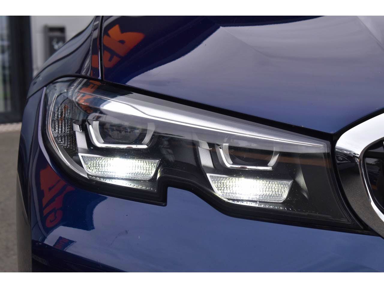 BMW Série 3  330e Luxury - BVA occasion - Photo 44