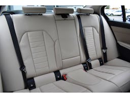 BMW Série 3  330e Luxury - BVA occasion - Photo 5