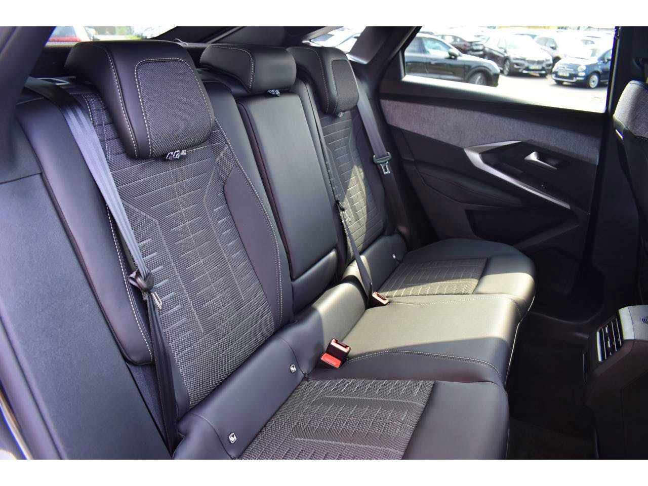 Peugeot 3008  Hybrid 145 e-DCS6 GT occasion - Photo 4