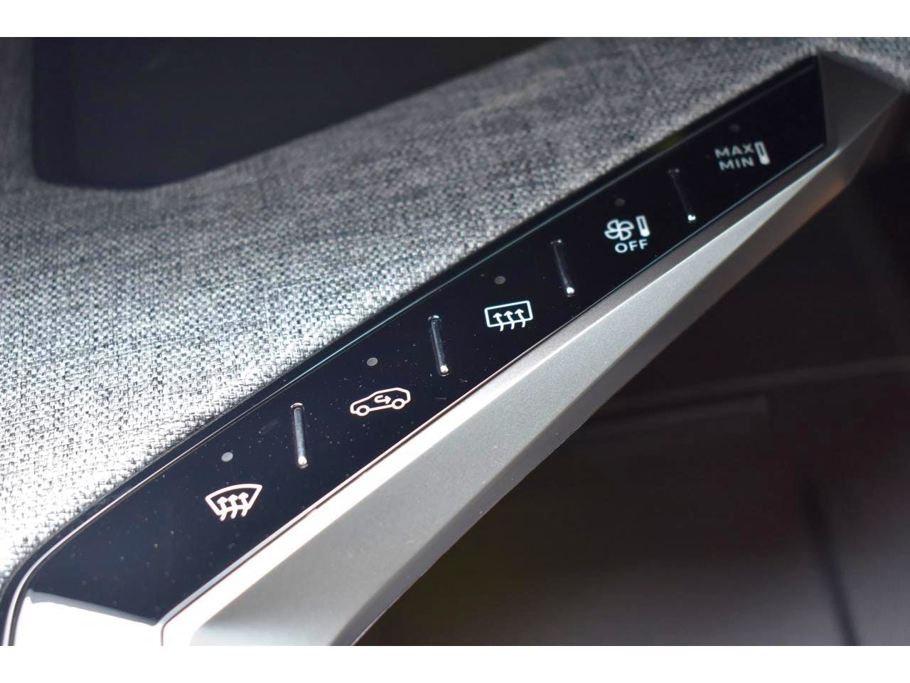 Peugeot 3008  Hybrid 145 e-DCS6 GT occasion - Photo 31
