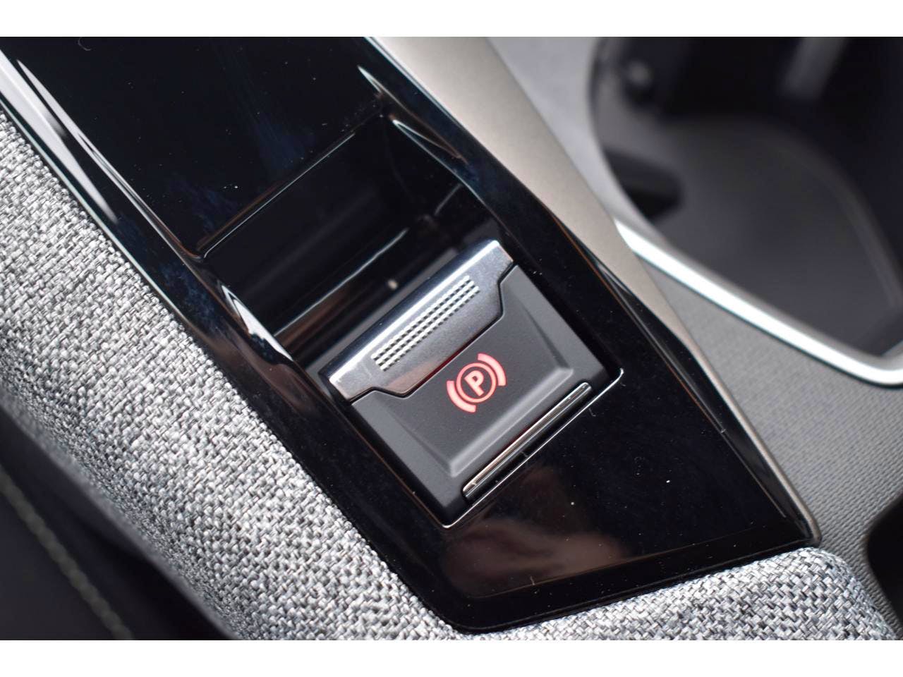 Peugeot 3008  Hybrid 145 e-DCS6 GT occasion - Photo 33