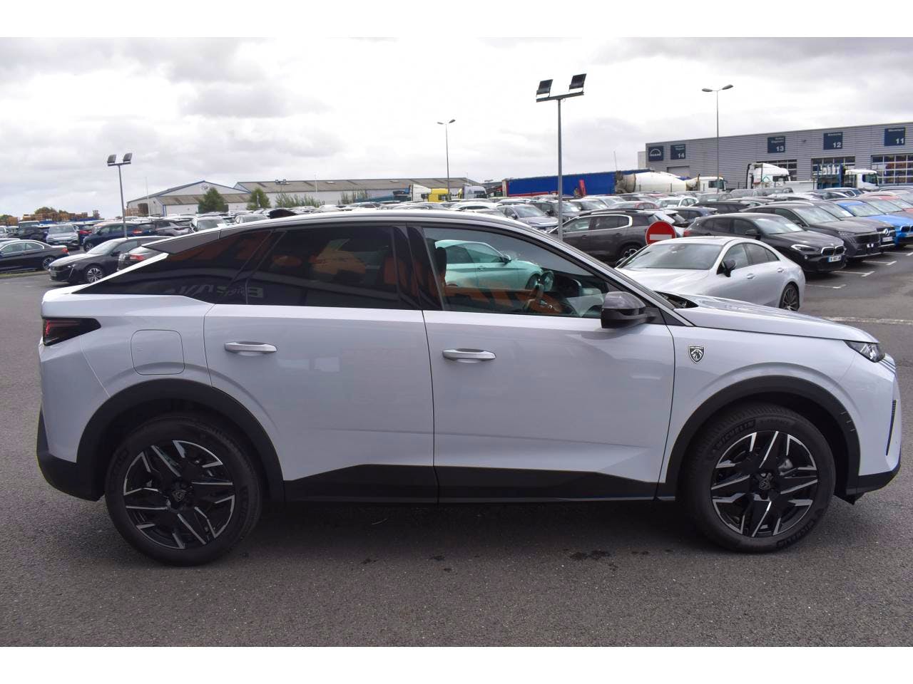 Peugeot 3008  Hybrid 145 e-DCS6 GT occasion - Photo 4