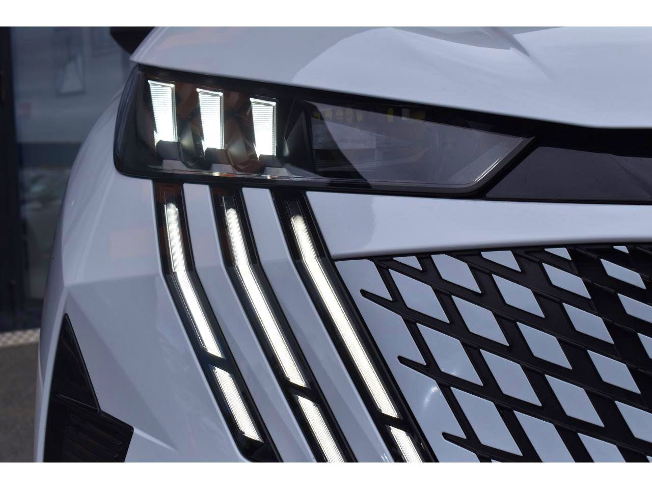 Peugeot 3008  Hybrid 145 e-DCS6 GT occasion - Photo 41