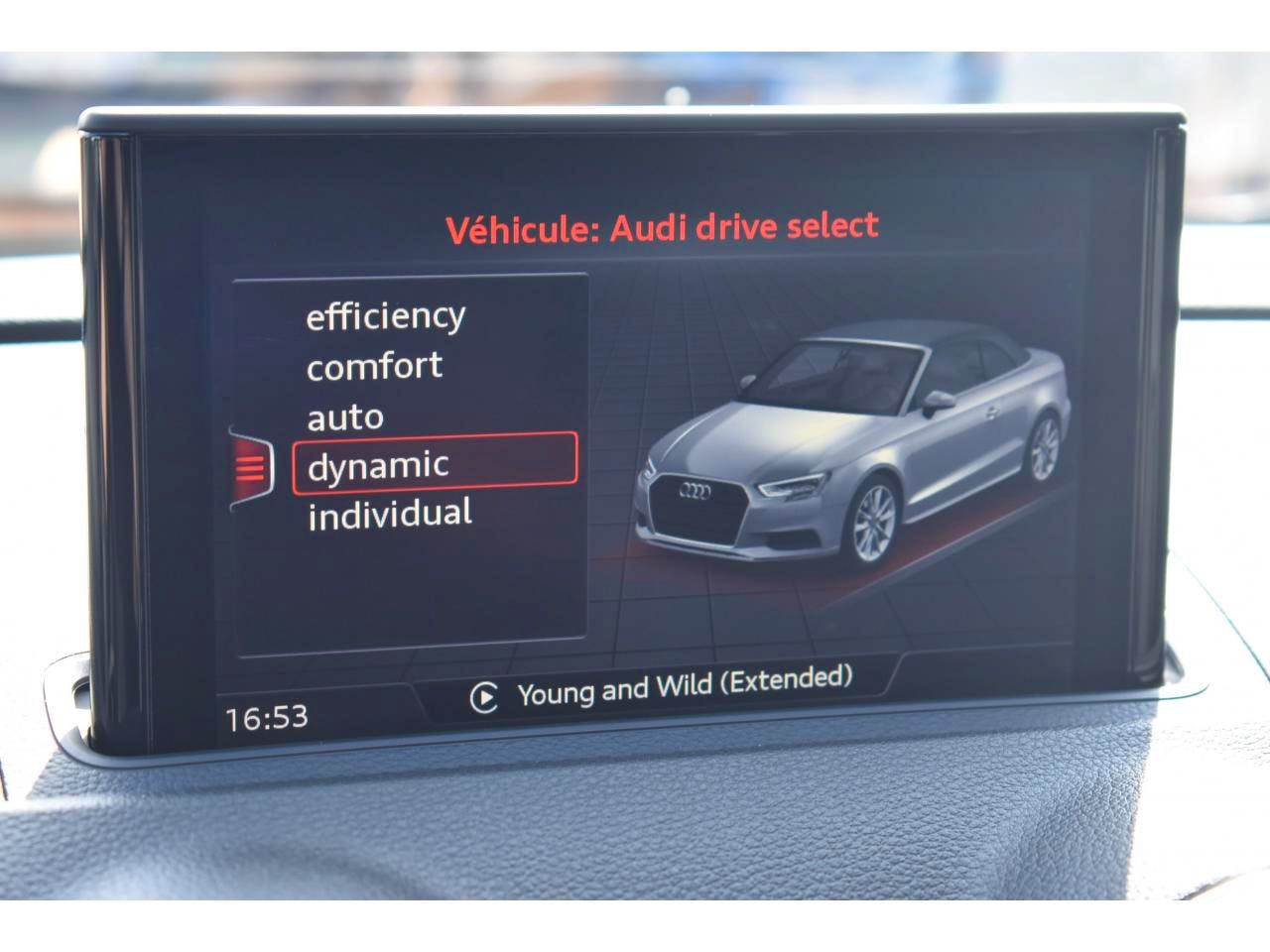 Audi A3 Cabriolet  35 TFSI 150 S tronic 7 Design occasion - Photo 30