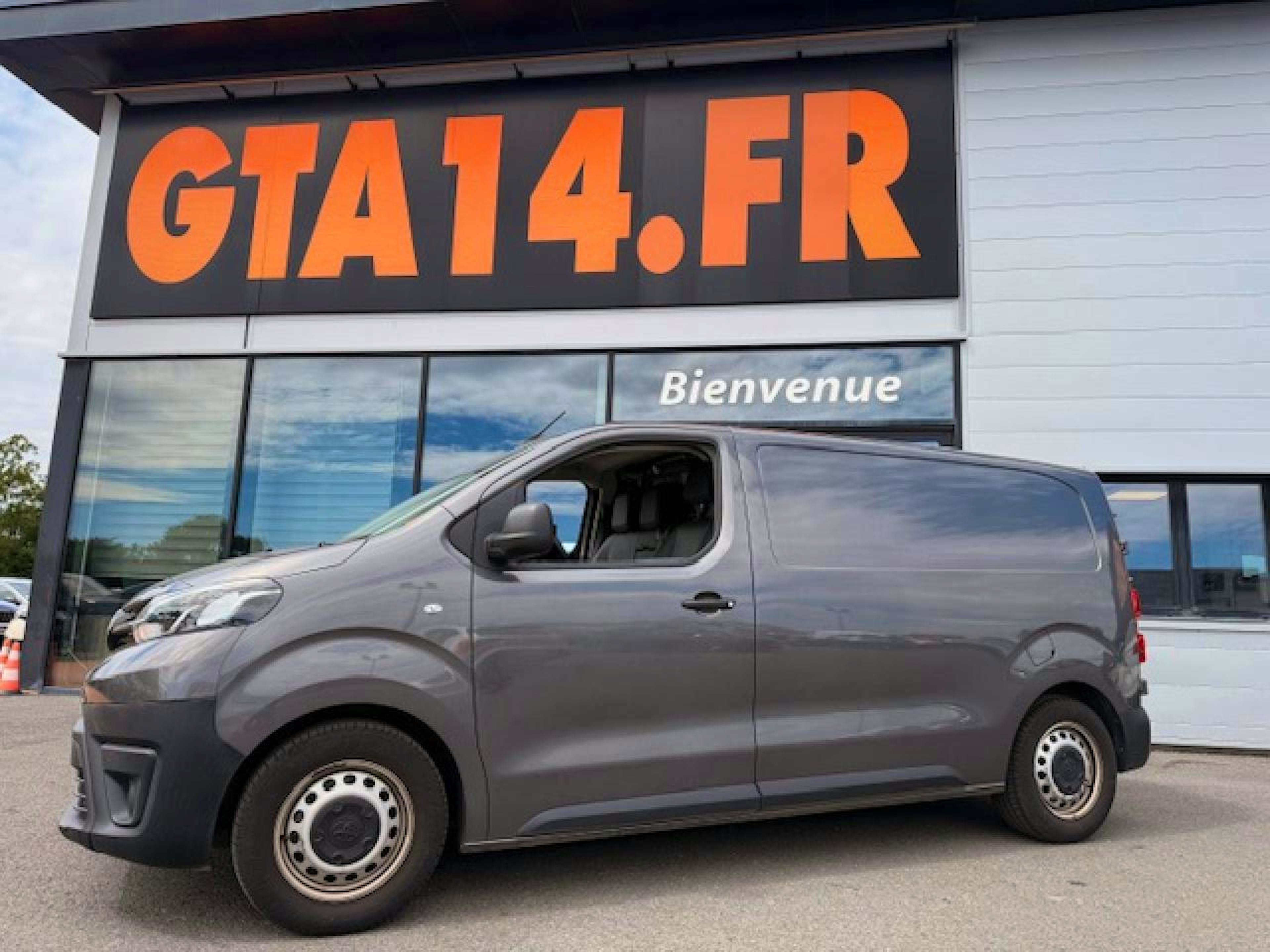 Toyota Proace 1.5 100 D-4D - Start&Stop 2021  2016 FOURGON Fourgon Medium Dynamic PHASE 1 occasion