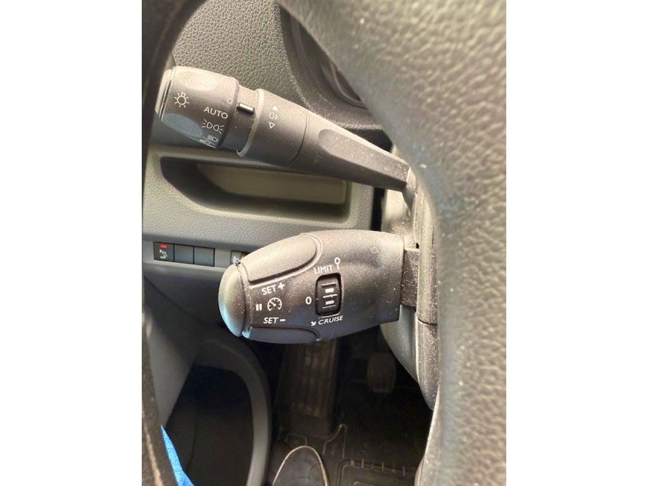Toyota Proace  1.5 100 D-4D - Start&Stop 2021  2016 FOURGON Fourgon Medium Dynamic PHASE 1 occasion - Photo 8