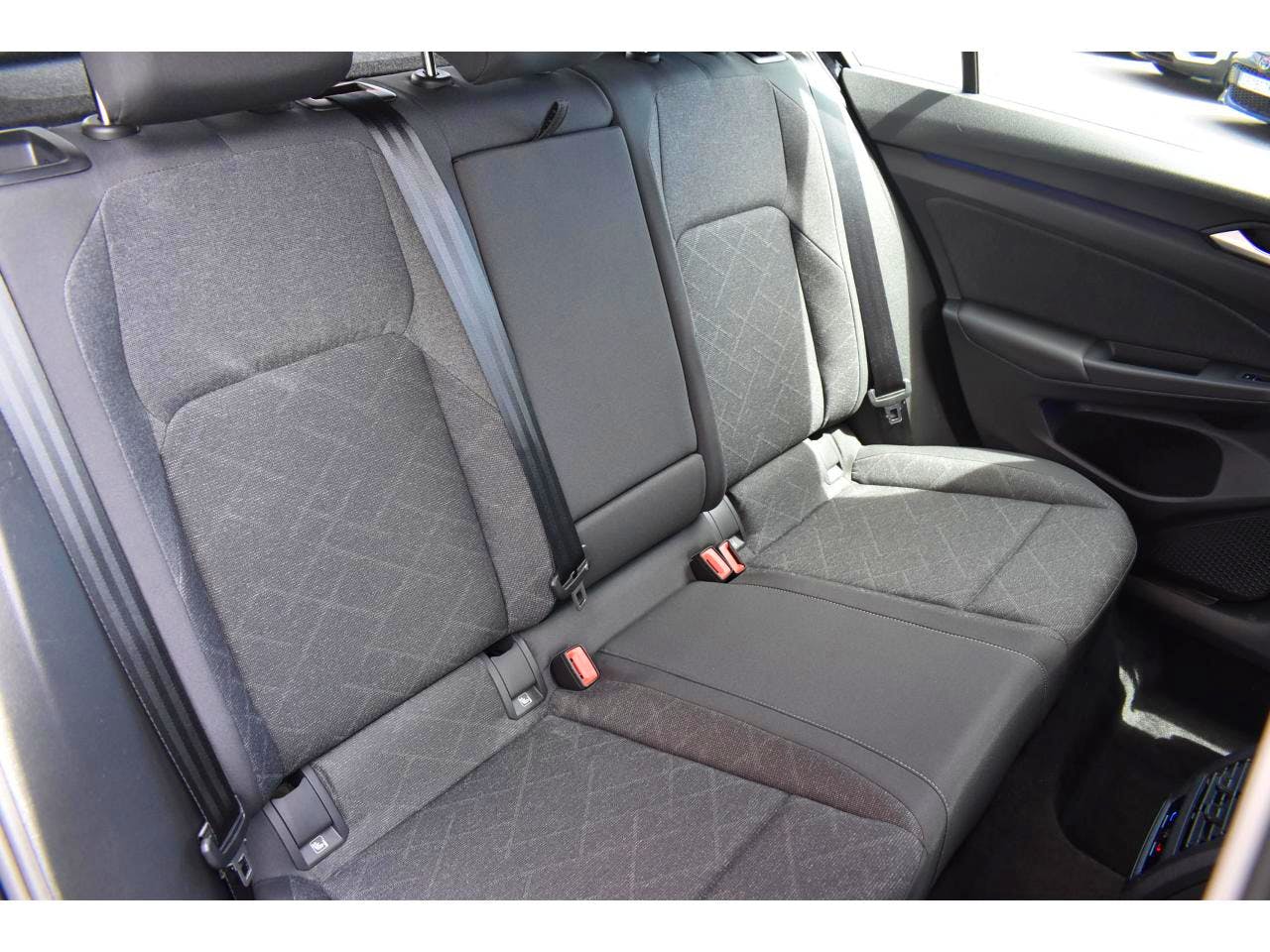 Volkswagen Golf  2.0 TDI SCR - 116 - BV DSG 7  VIII BERLINE Life Plus Société Réversible PH occasion - Photo 11
