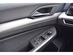 Volkswagen Golf  2.0 TDI SCR - 116 - BV DSG 7  VIII BERLINE Life Plus Société Réversible PH occasion - Photo 19