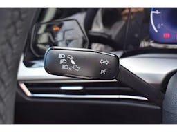 Volkswagen Golf  2.0 TDI SCR - 116 - BV DSG 7  VIII BERLINE Life Plus Société Réversible PH occasion - Photo 21