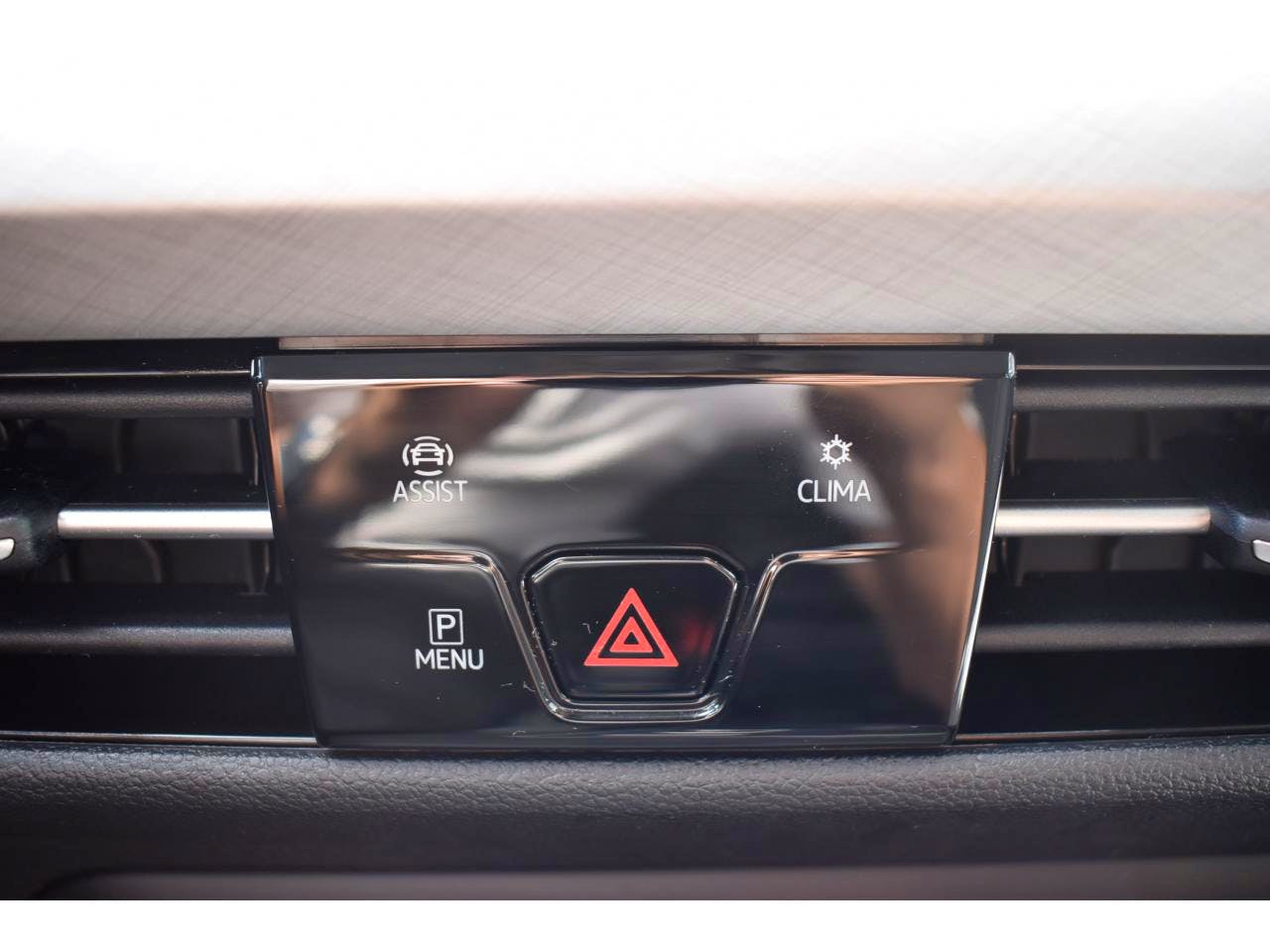 Volkswagen Golf  2.0 TDI SCR - 116 - BV DSG 7  VIII BERLINE Life Plus Société Réversible PH occasion - Photo 25
