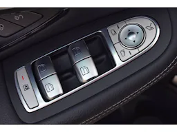 Mercedes Benz Classe GLC 300 e 9G-Tronic 4Matic Business Line occasion - Photo 11