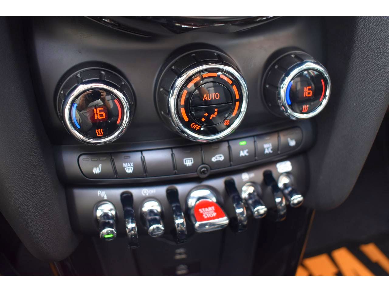Mini Mini  1.5i - 136 - BVR  5P F55 LCI BERLINE Cooper Edition Premium Plus PHASE 3 occasion - Photo 14