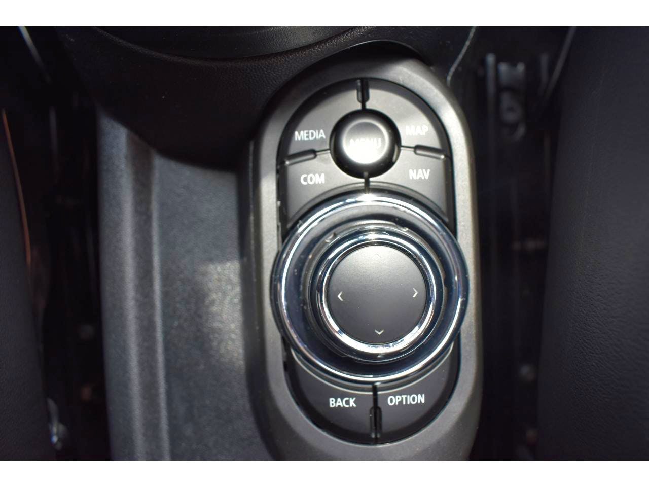Mini Mini  1.5i - 136 - BVR  5P F55 LCI BERLINE Cooper Edition Premium Plus PHASE 3 occasion - Photo 16