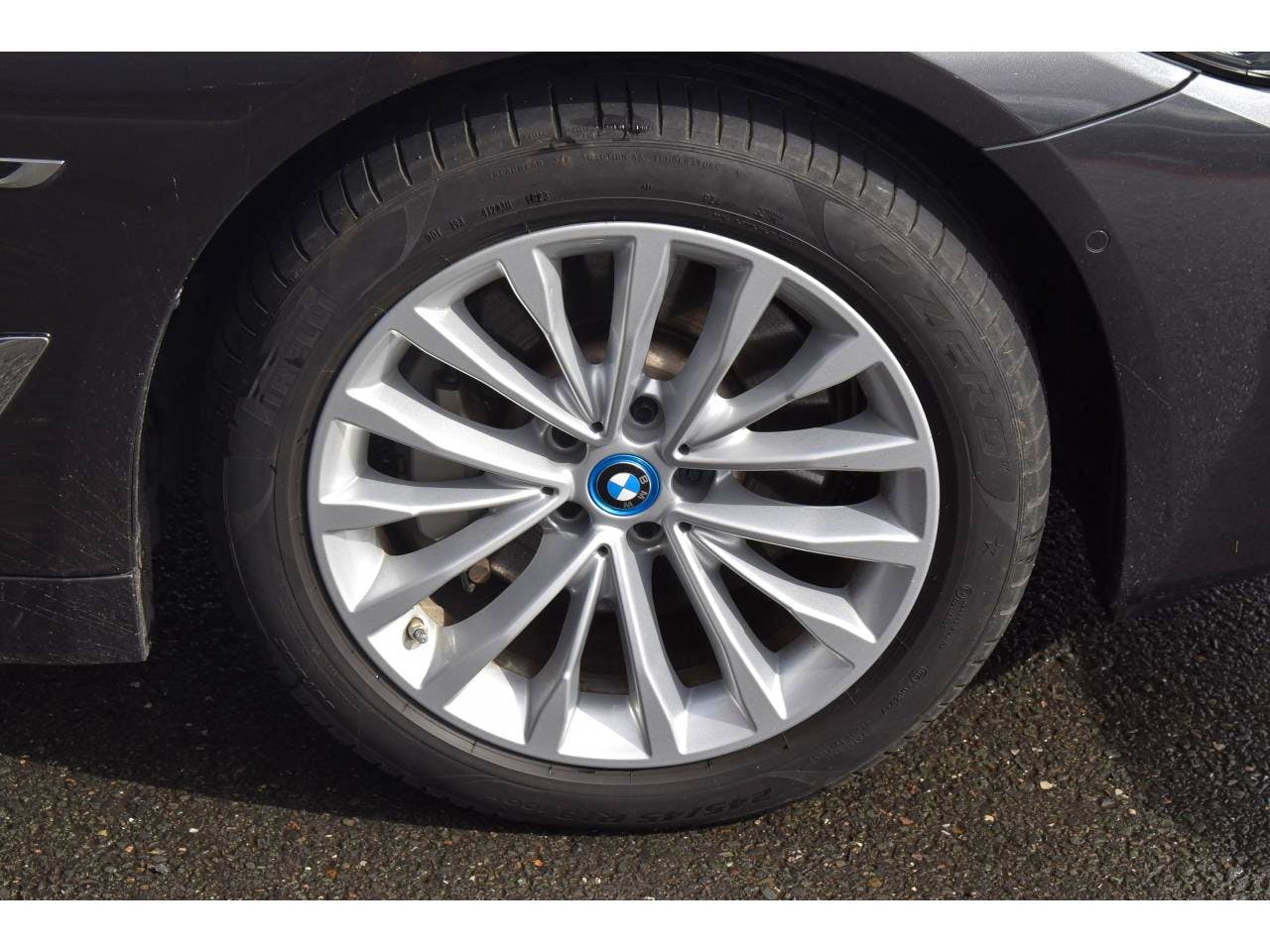 BMW Série 5 Touring  530e xDrive 292ch BVA8 G31 LCI Luxury occasion - Photo 40