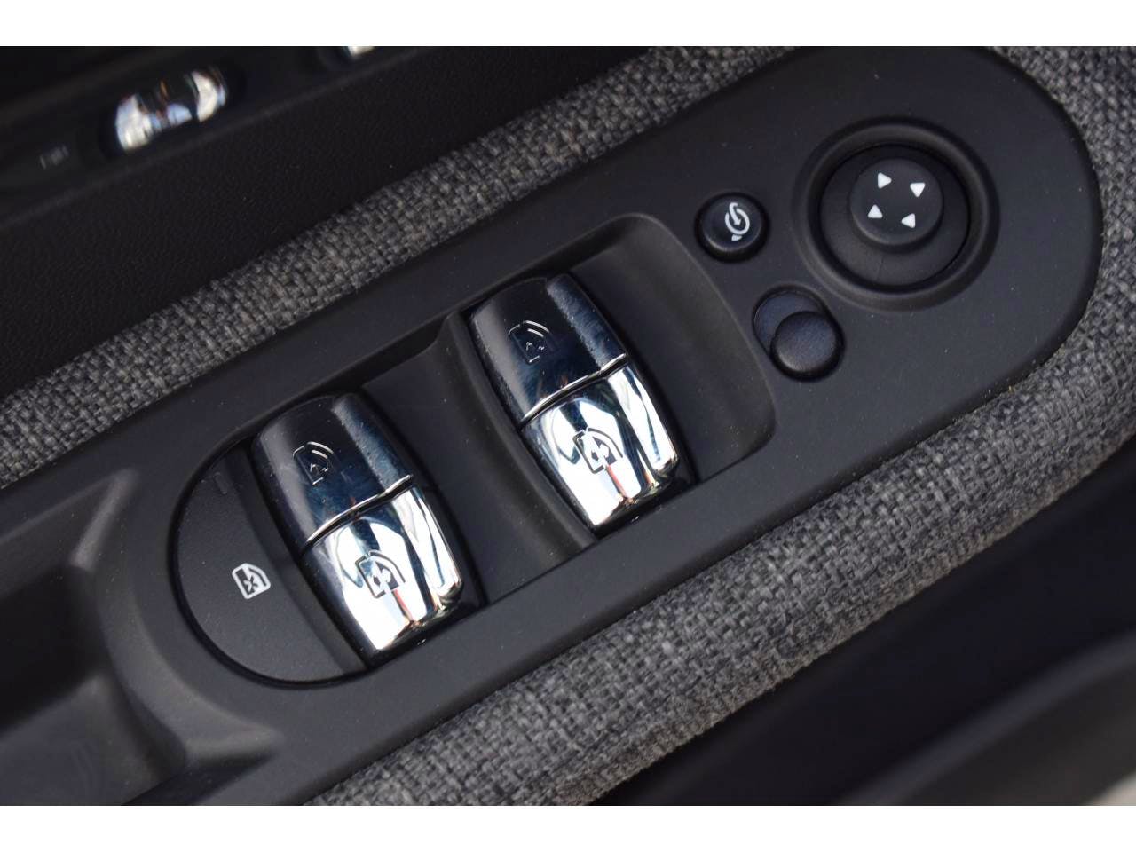 Mini Countryman  125 - 95 ch ALL4 BVA6 Cooper SE ESSENTIAL occasion - Photo 10