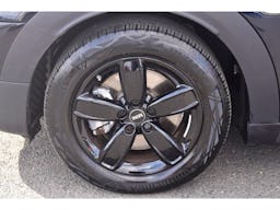 Mini Countryman  125 - 95 ch ALL4 BVA6 Cooper SE ESSENTIAL occasion - Photo 16