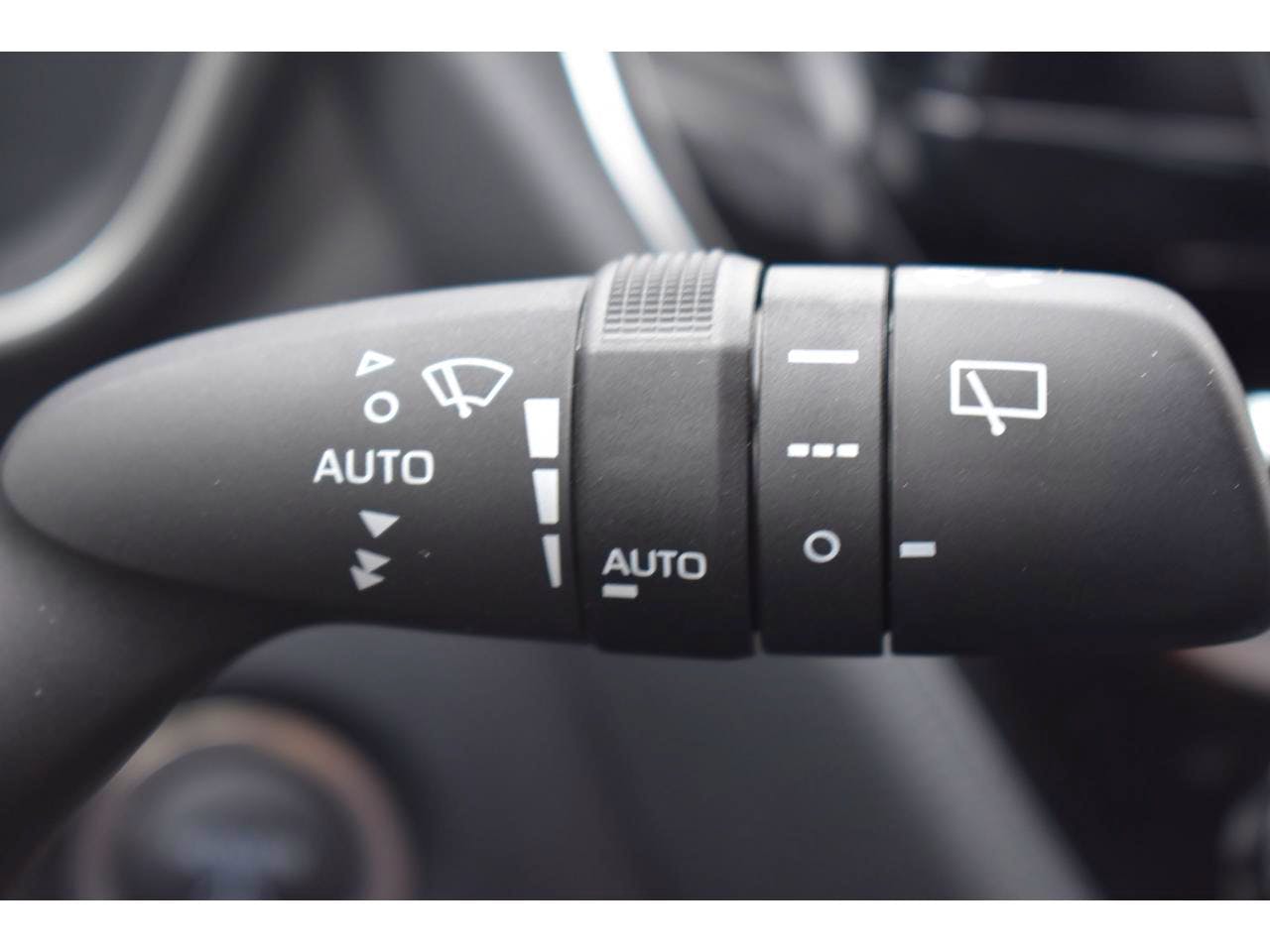 Toyota Corolla Touring Sport  1.8 Hybrid 140 Dynamic Business + occasion - Photo 25