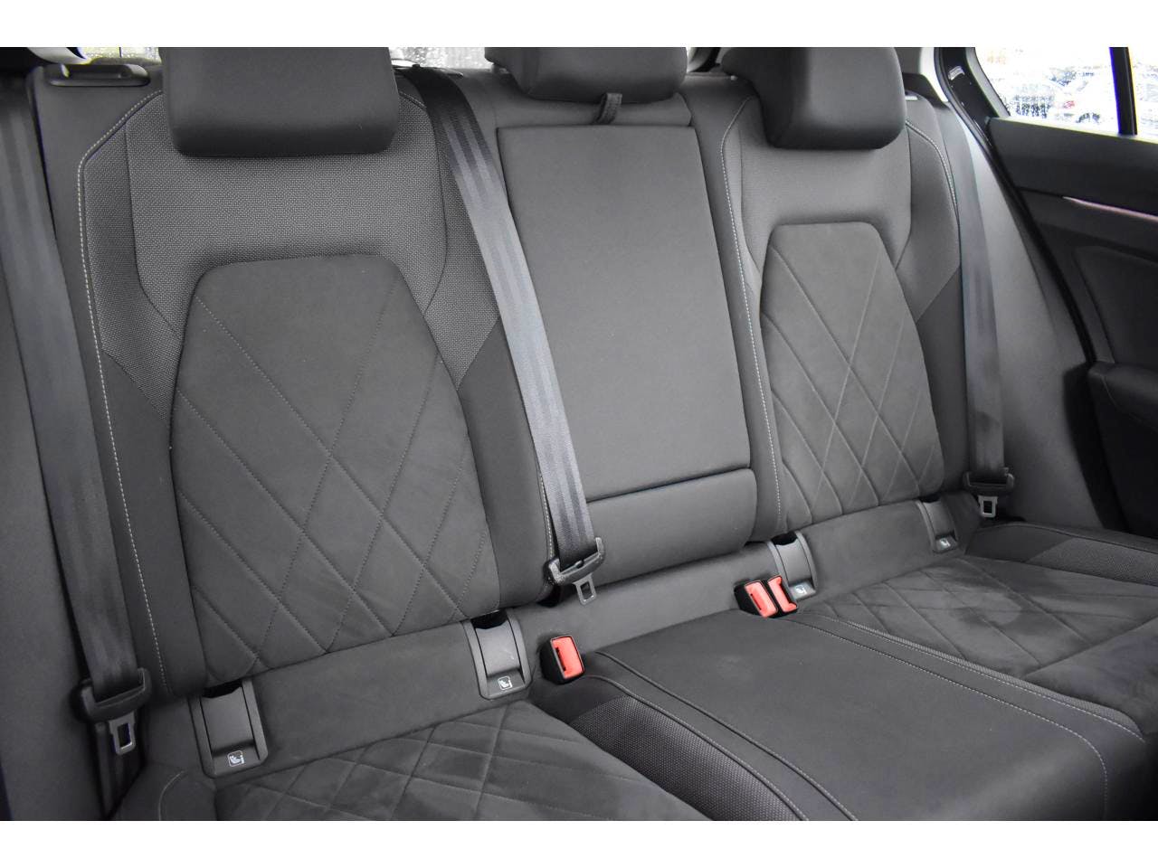 Volkswagen Golf  1.4 Hybrid Rechargeable OPF 204 DSG6 Style occasion - Photo 5