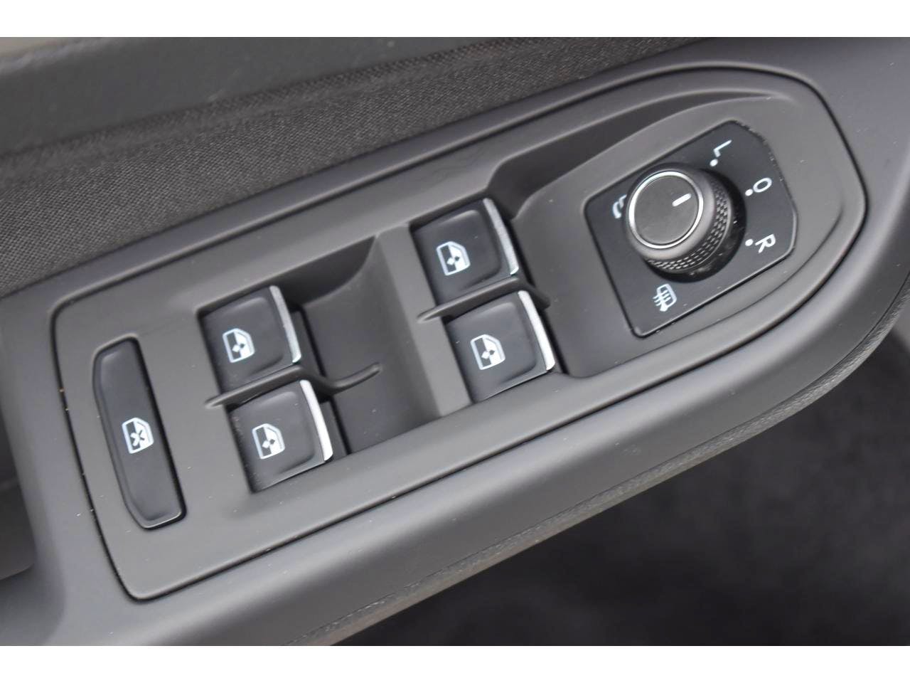 Volkswagen Golf  1.0 eTSI OPF 110 DSG7 Life occasion - Photo 10