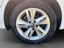 Volkswagen Golf  1.0 eTSI OPF 110 DSG7 Life occasion - Photo 4
