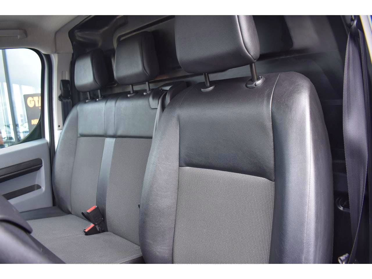 Peugeot Expert  COMPACT BLUEHDI 100 S&S BVM6 PREMIUM occasion - Photo 16