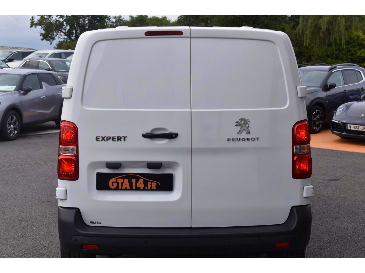 Peugeot Expert  COMPACT BLUEHDI 100 S&S BVM6 PREMIUM occasion - Photo 19