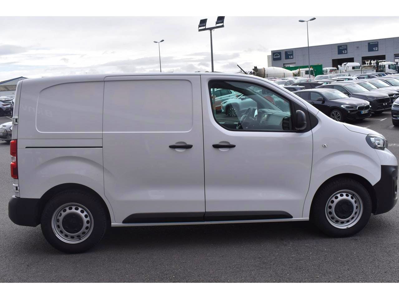 Peugeot Expert  COMPACT BLUEHDI 100 S&S BVM6 PREMIUM occasion - Photo 4