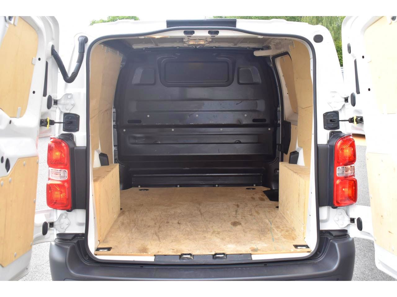 Peugeot Expert  COMPACT BLUEHDI 100 S&S BVM6 PREMIUM occasion - Photo 9