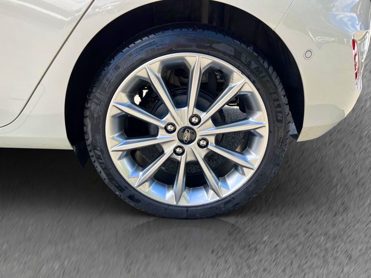 Ford Fiesta  1.0 EcoBoost 125 ch S&S DCT-7 Vignale occasion - Photo 4