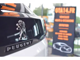 Peugeot 3008 1.2 PureTech 12V S&S 130 EAT8 Allure occasion - Photo 19