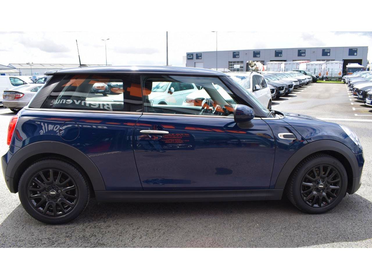 Mini HATCH 3 PORTES F56 LCI  Hatch 3 Portes One D 95 ch Finition Salt occasion - Photo 2