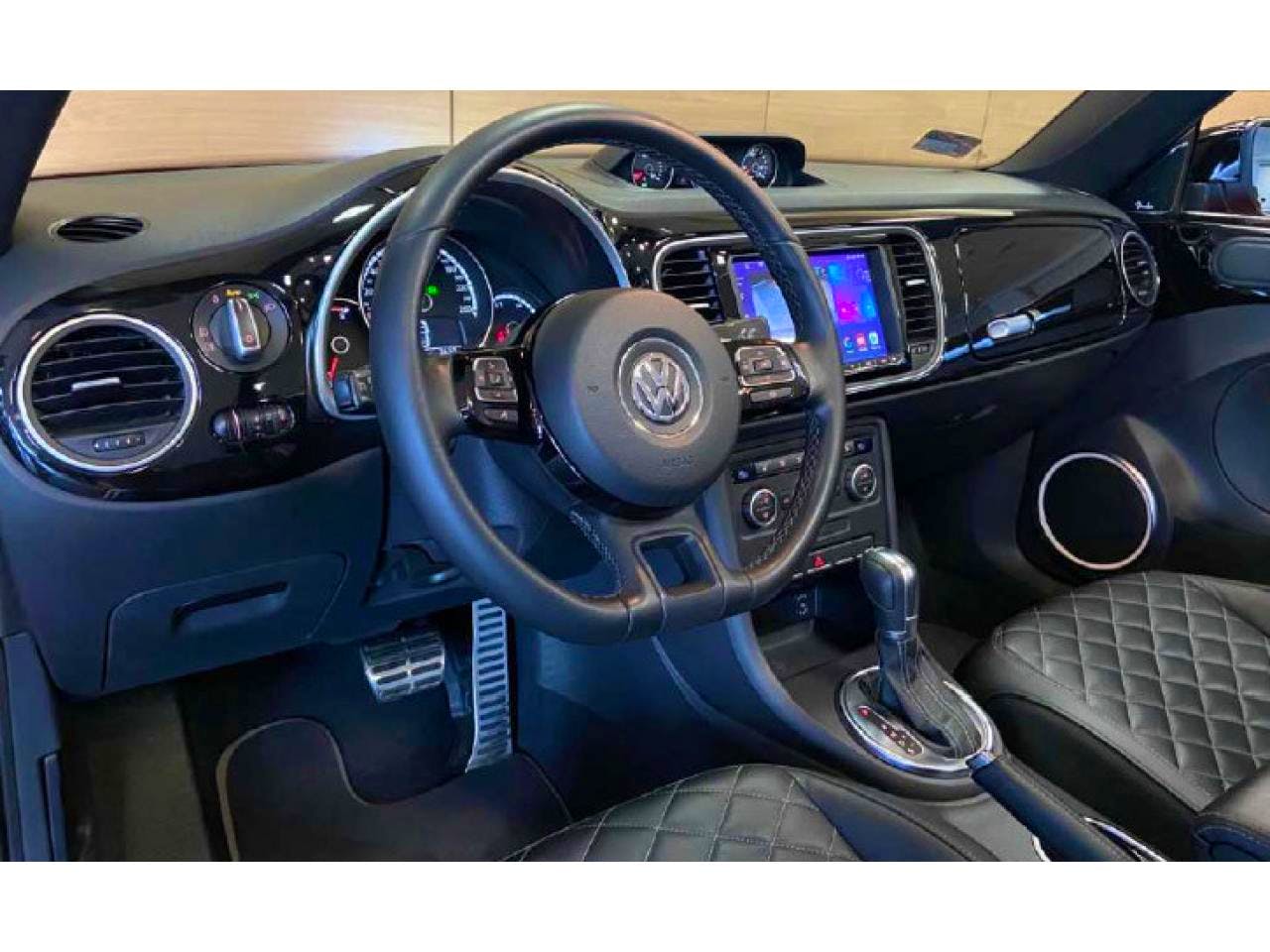 Volkswagen Coccinelle Cabriolet  2.0 TSI 210 Sport DSG6 occasion - Photo 2