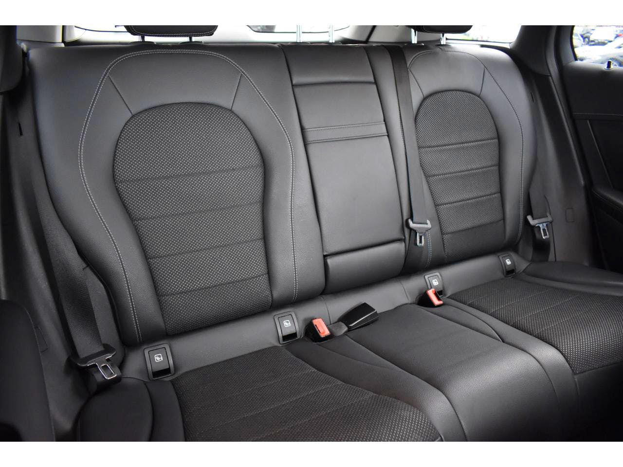 Mercedes Benz Classe GLC  300 e EQ POWER 9G-Tronic 4Matic Business Line occasion - Photo 5