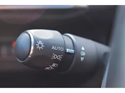 Peugeot 3008 Hybrid4 300 e-EAT8 Allure Pack occasion - Photo 25