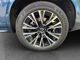 Volvo XC90  T8 AWD Hybride Rechargeable 455 ch Geartronic 8 7pl Ultra Style Dark occasion - Photo 4