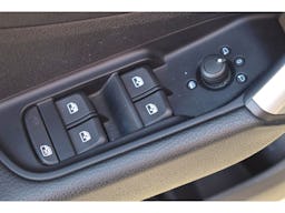 Audi Q2 35 TFSI 150 S tronic 7 S line occasion - Photo 11