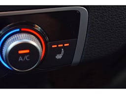 Audi Q2 35 TFSI 150 S tronic 7 S line occasion - Photo 31