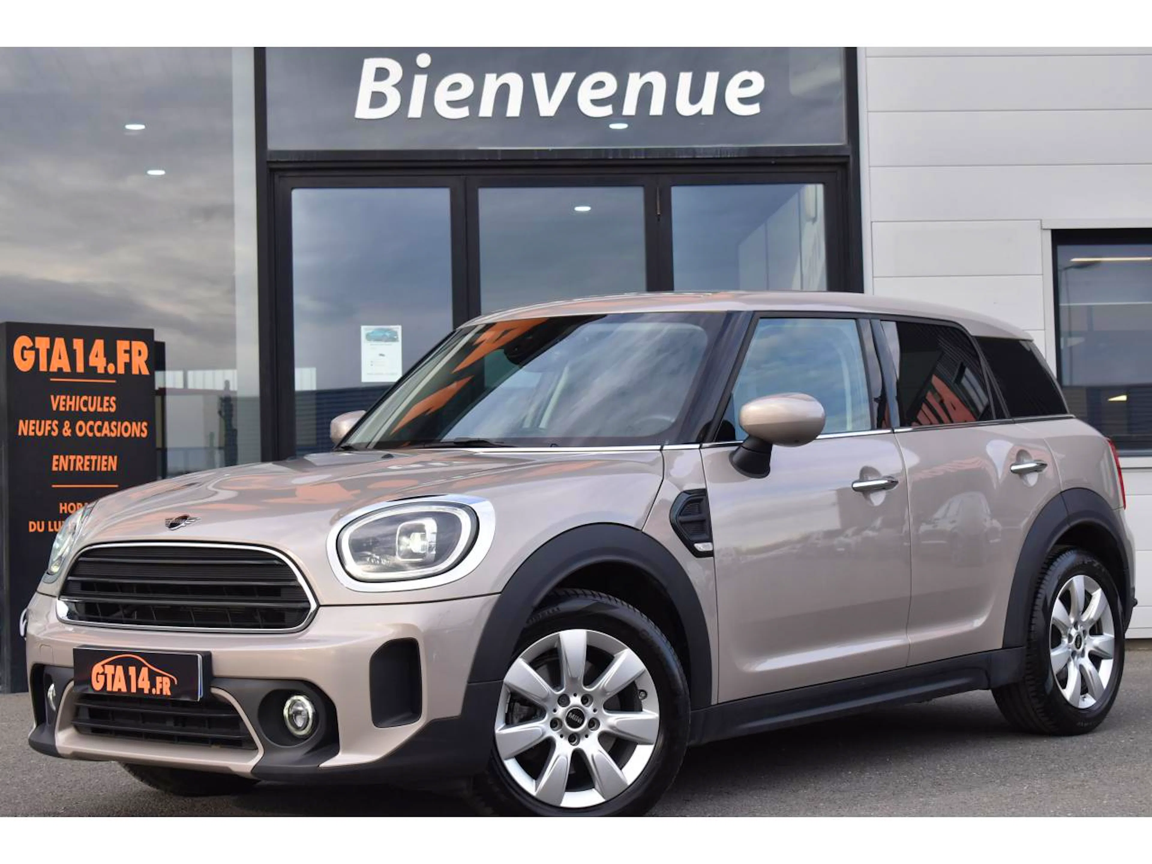 Mini Countryman 136 ch BVA7 Cooper Essential occasion