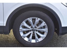 Volkswagen Tiguan  1.5 TSI 150ch BVM6 Life Business occasion - Photo 40