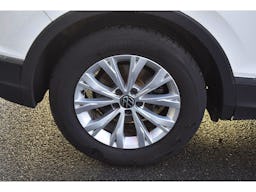 Volkswagen Tiguan  1.5 TSI 150ch BVM6 Life Business occasion - Photo 41