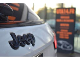 Jeep Compass  1.5 Turbo T4 130 ch BVR7 e-Hybrid Summit occasion - Photo 19