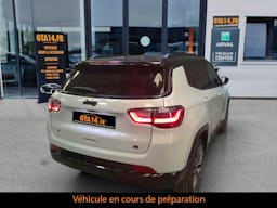 Jeep Compass  1.5 Turbo T4 130 ch BVR7 e-Hybrid Summit occasion - Photo 2
