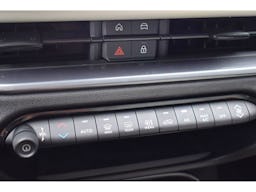 Fiat 600  1.2 Hybrid 100ch DCT6 La Prima occasion - Photo 32