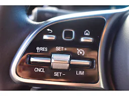 Mercedes Benz Classe CLA 250 e + Hybrid EQ Power 8G-DCT 118 Business Line occasion - Photo 18