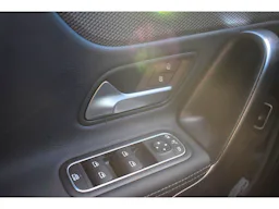 Mercedes Benz Classe CLA 250 e + Hybrid EQ Power 8G-DCT 118 Business Line occasion - Photo 29