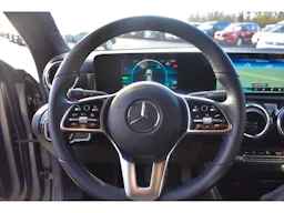Mercedes Benz Classe CLA 250 e + Hybrid EQ Power 8G-DCT 118 Business Line occasion - Photo 8